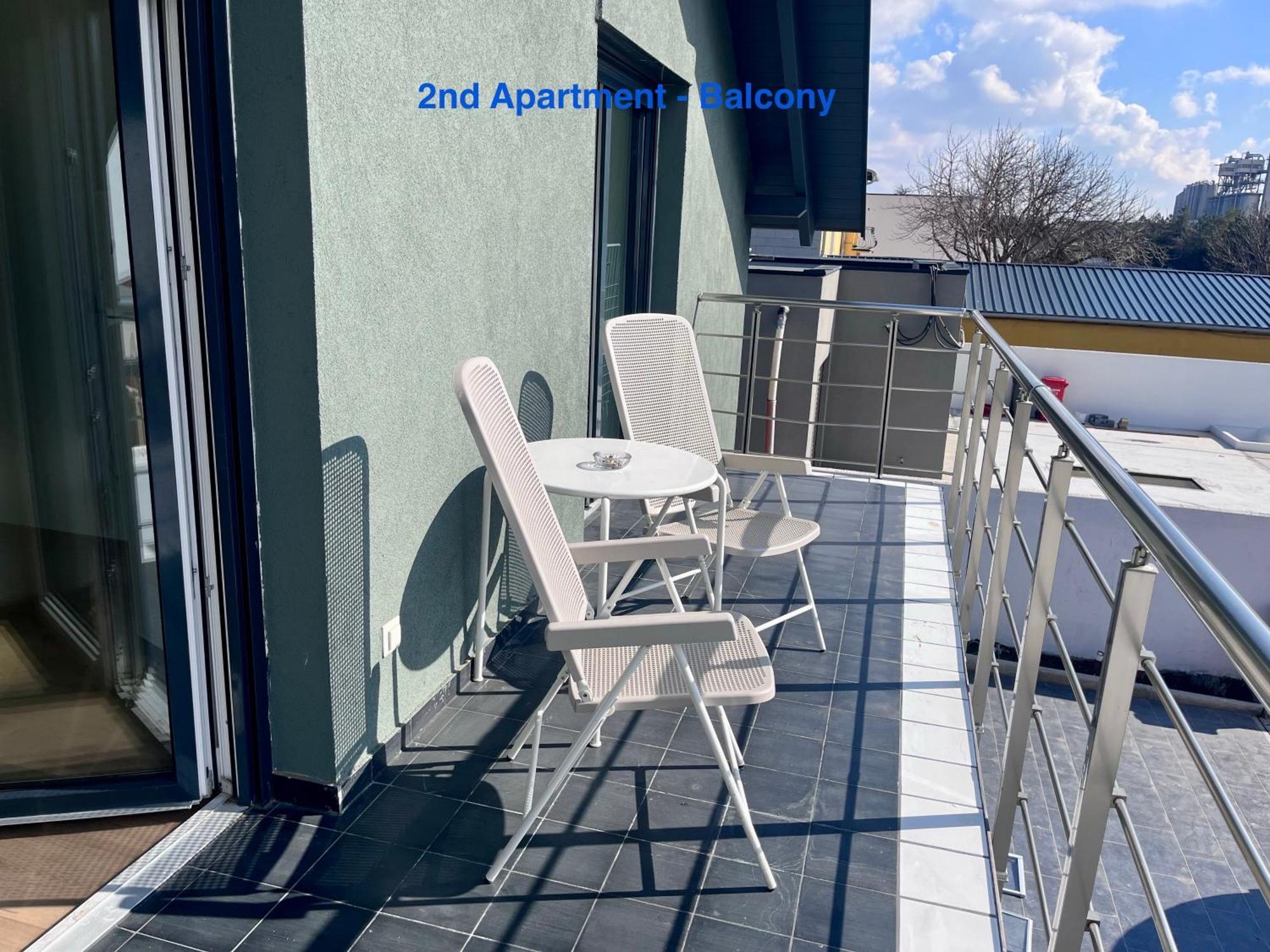 Cozy Apartment Near Vienna Airport Швехат Екстериор снимка