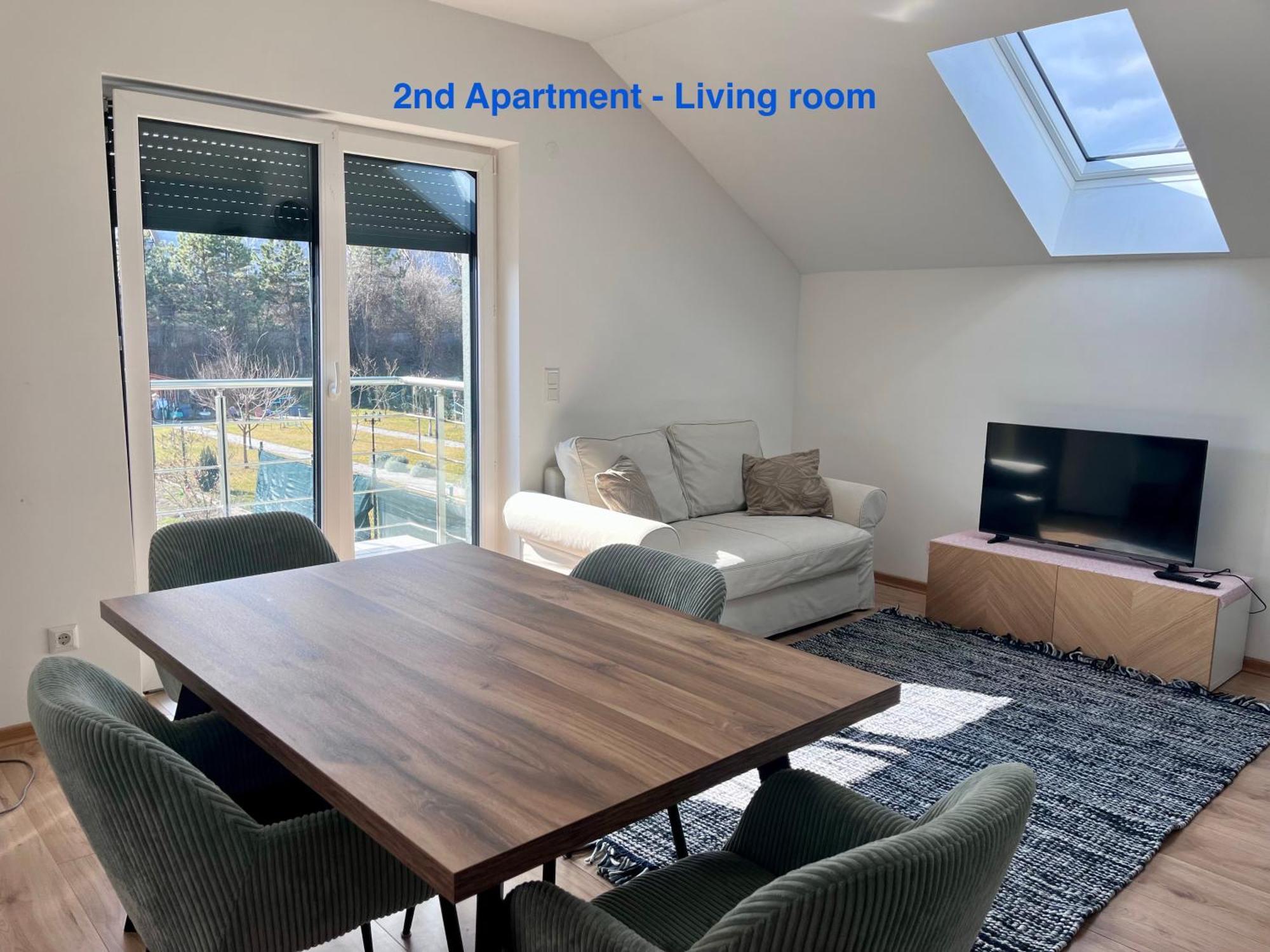 Cozy Apartment Near Vienna Airport Швехат Екстериор снимка