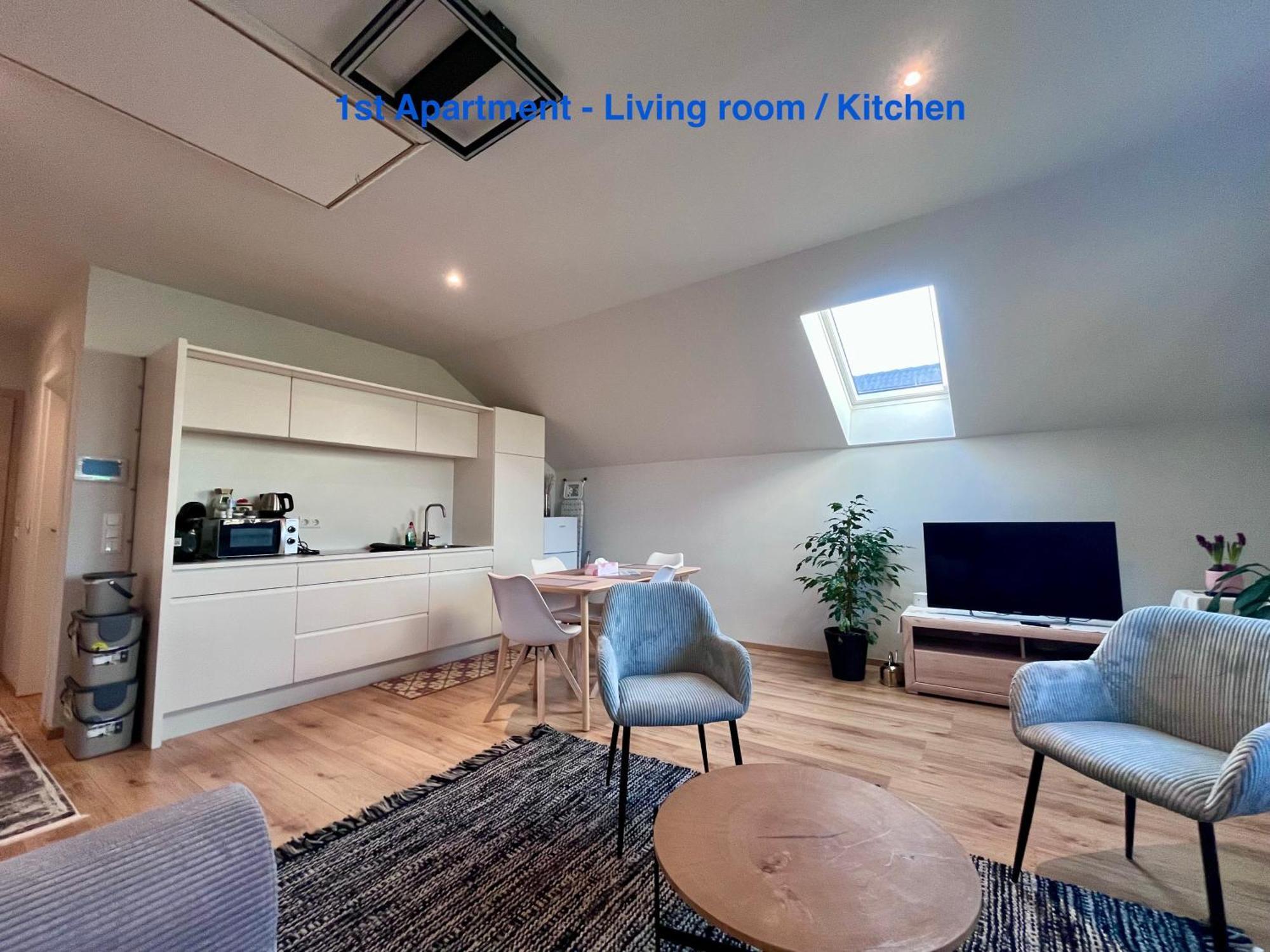 Cozy Apartment Near Vienna Airport Швехат Екстериор снимка