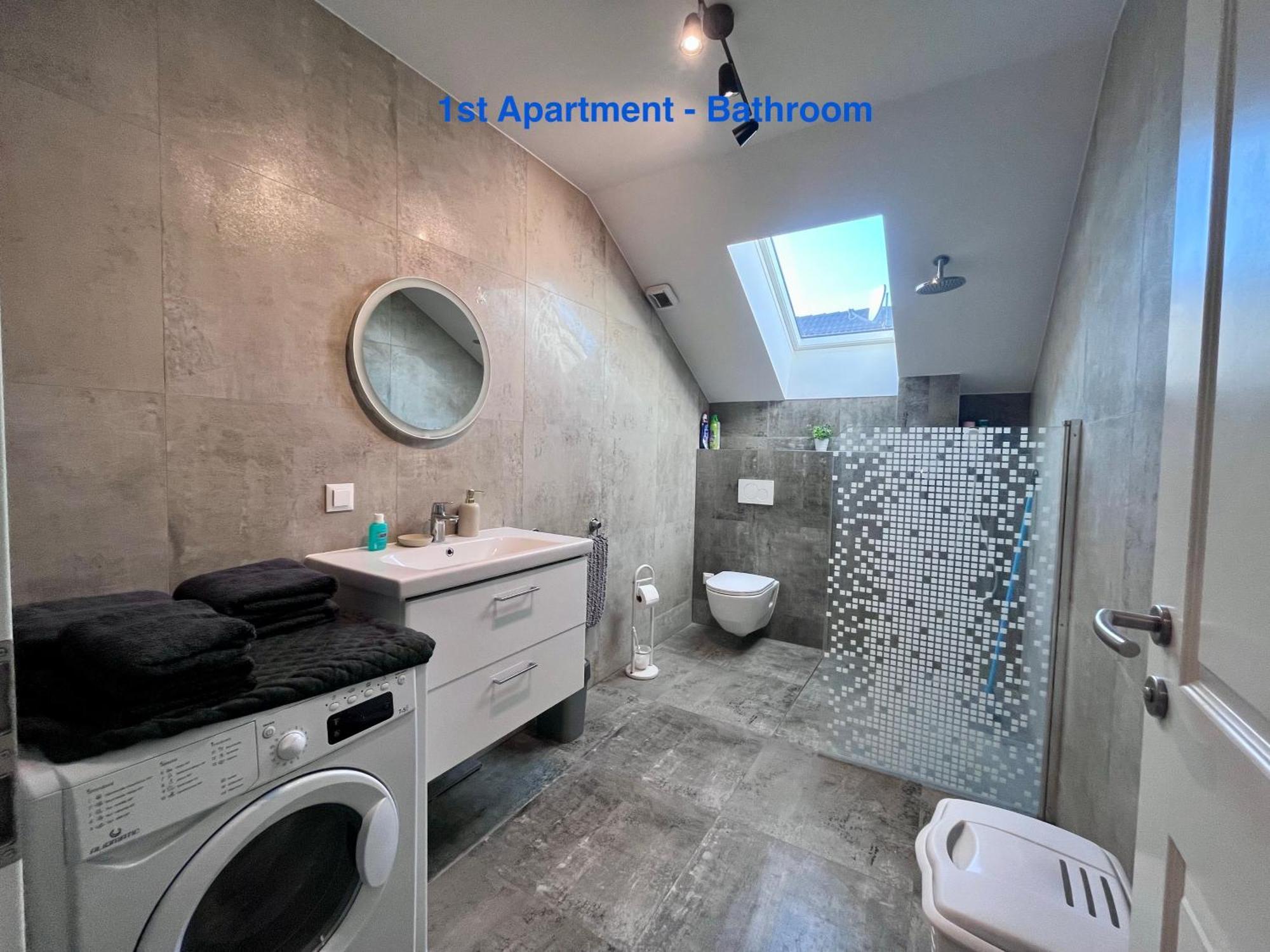 Cozy Apartment Near Vienna Airport Швехат Екстериор снимка